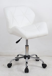 Кресло компьютерное LOOZ белый в Твери