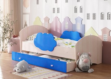 Детская кровать Тучка с ящиком, корпус Дуб млечный, фасад Синий в Твери
