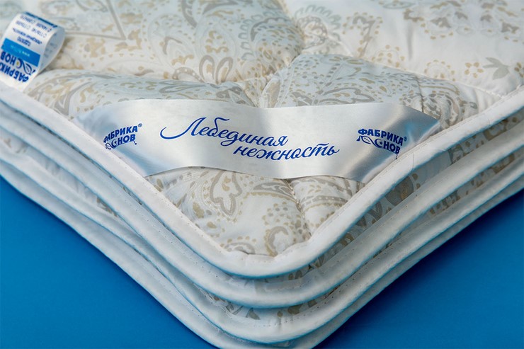 Одеяло всесезонное полутороспальное Лебединая нежность в Твери - изображение 1