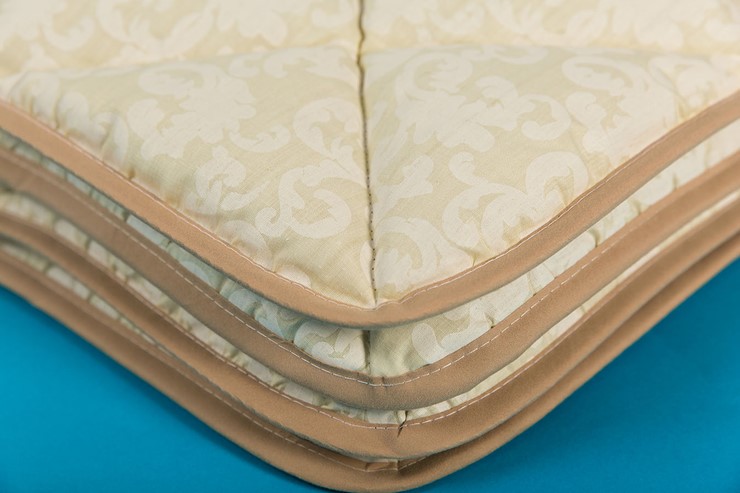 Одеяло всесезонное полутороспальное Шерсть & Хлопок в Твери - изображение 1